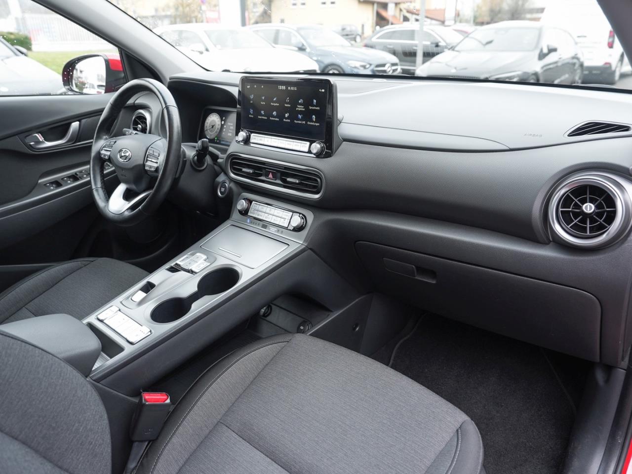 HYUNDAI Kona Trend Elektro 2WD Navi Kamera Lenkradhzg