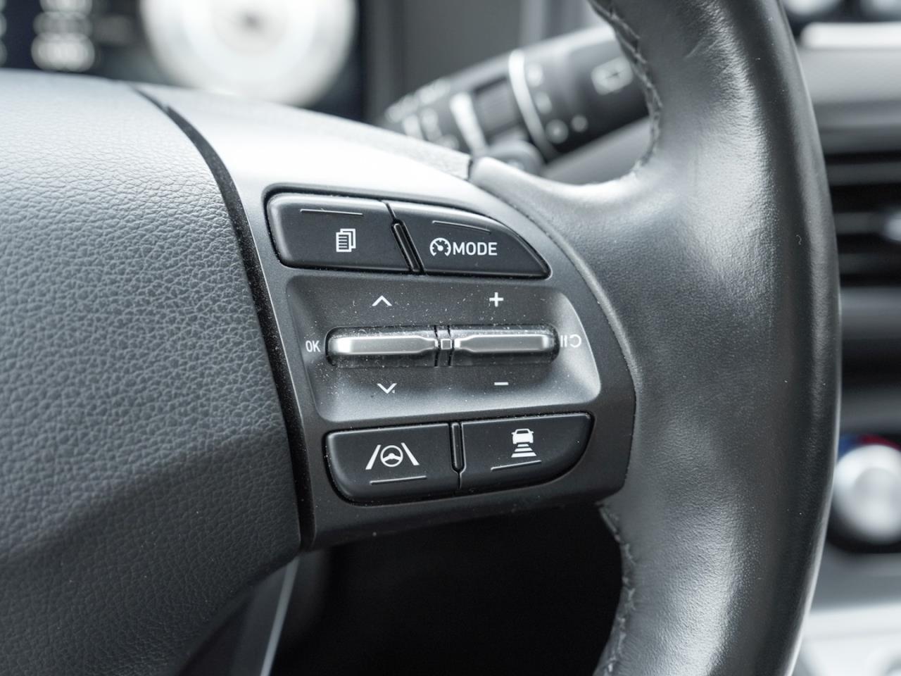 HYUNDAI Kona Trend Elektro 2WD Navi Kamera Lenkradhzg