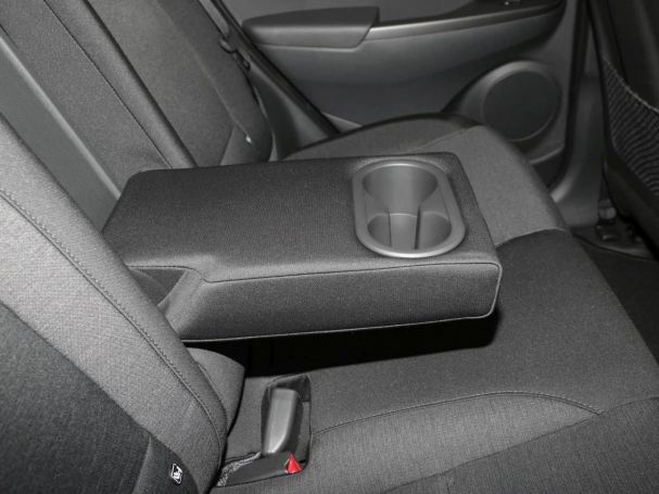 HYUNDAI Kona Trend-Paket Elektro 2WD HeadUp Kamera ACC HYUNDAI Kona Trend-Paket Elektro 2WD HeadUp Kamera ACC