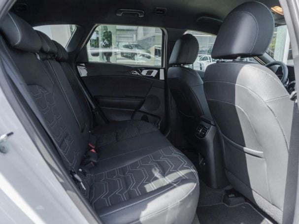 KIA Ceed SW 1.5T Nightline Navi Lenkradhzg Privacy KIA Ceed SW 1.5T Nightline Navi Lenkradhzg Privacy
