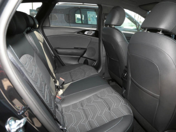 KIA Ceed SW 1.5T Nightline Navi Lenkradhzg Kamera