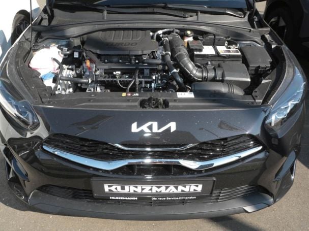 KIA Ceed SW 1.5T Nightline Navi Lenkradhzg Kamera KIA Ceed SW 1.5T Nightline Navi Lenkradhzg Kamera