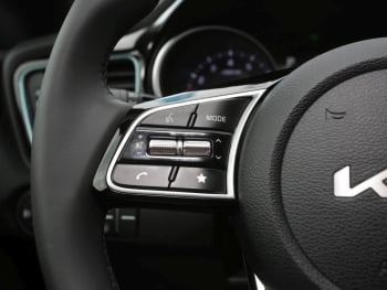 KIA Ceed SW 1.0T DCT Nightline Navi Lenkradhzg ACC