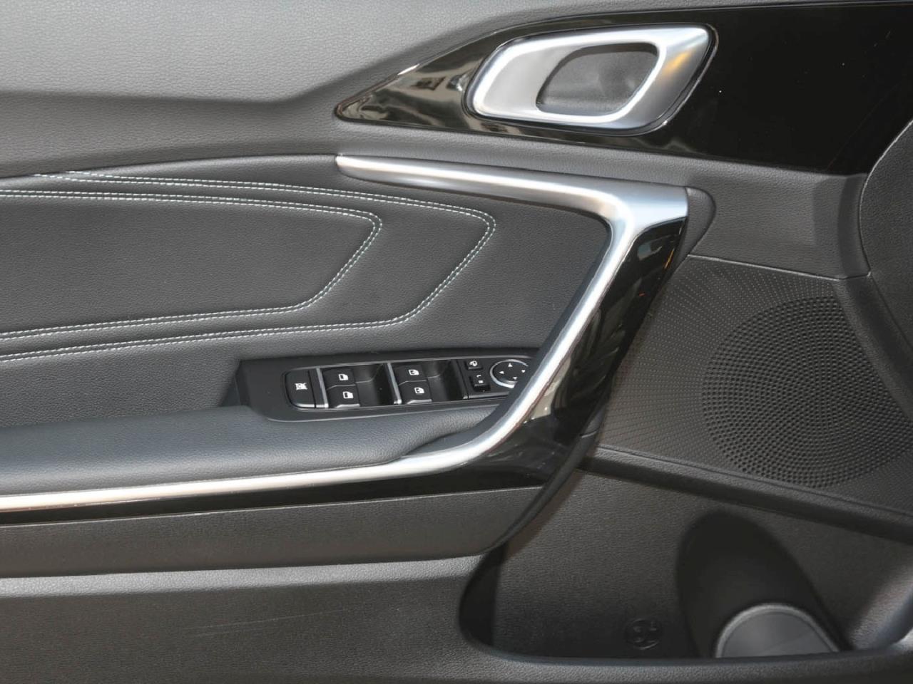 KIA Ceed SW 1.0T DCT Nightline Navi Lenkradhzg ACC