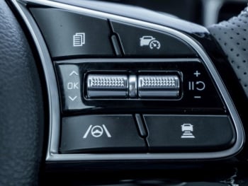 KIA Ceed SW 1.5T DCT GT-Line Navi Kamera JBL-Sound