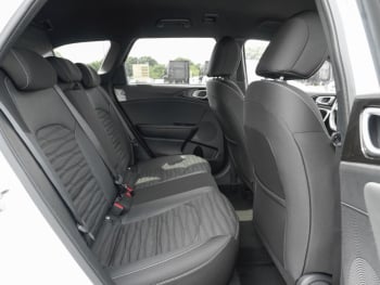 KIA Ceed SW 1.5T DCT GT-Line Navi Kamera Privacy JBL