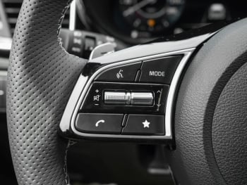 KIA Ceed SW 1.5T DCT GT-Line Navi Kamera Privacy JBL