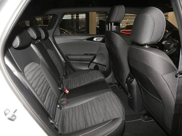 KIA Ceed SW 1.5T DCT GT-Line Navi Kamera Klima LED KIA Ceed SW 1.5T DCT GT-Line Navi Kamera Klima LED
