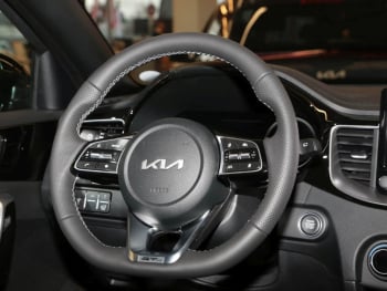 KIA Ceed SW 1.5T DCT GT-Line Navi Kamera Klima LED