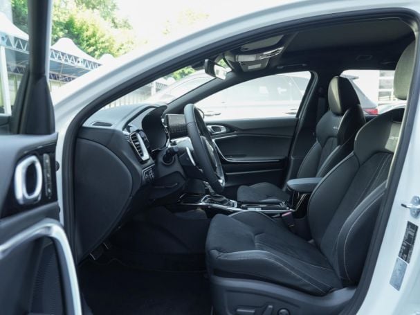 KIA Ceed SW 1.5T DCT GT-Line Performance JBL Panorama KIA Ceed SW 1.5T DCT GT-Line Performance JBL Panorama