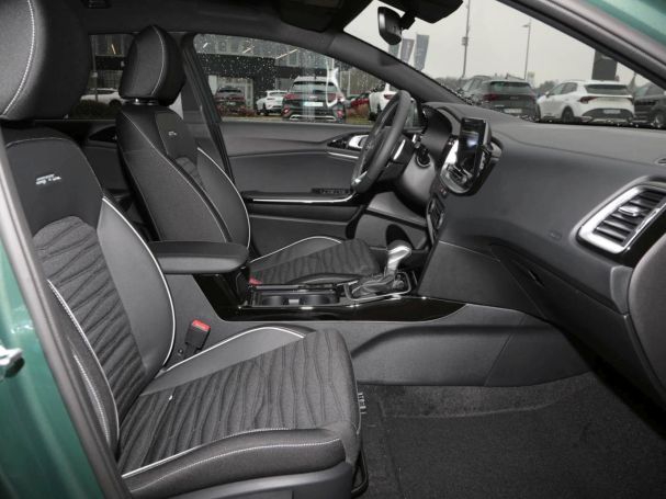 KIA Ceed SW 1.5T DCT GT-Line Navi Kamera Klima KIA Ceed SW 1.5T DCT GT-Line Navi Kamera Klima
