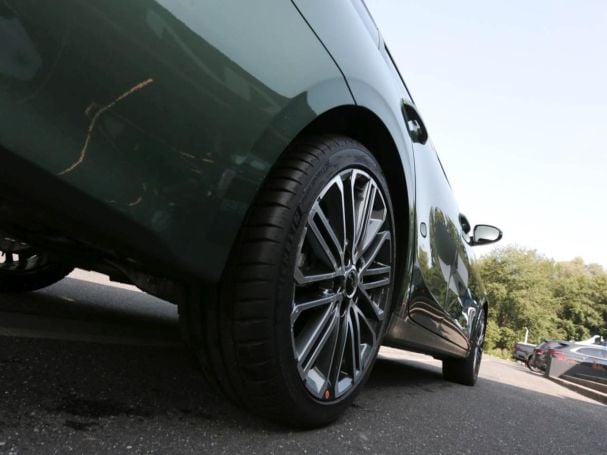 KIA Ceed SW 1.5T DCT GT-Line Navi Kamera ACC JBL KIA Ceed SW 1.5T DCT GT-Line Navi Kamera ACC JBL