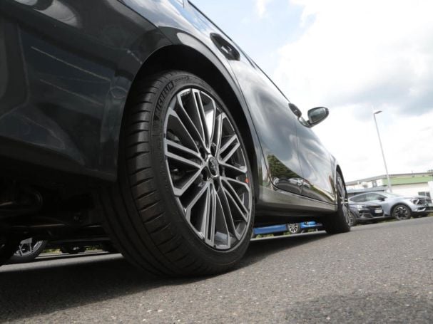 KIA Ceed SW 1.5T DCT GT-Line Navi Kamera Memory JBL KIA Ceed SW 1.5T DCT GT-Line Navi Kamera Memory JBL