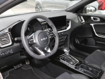 KIA Ceed SW 1.5T DCT GT-Line Navi Kamera Memory JBL
