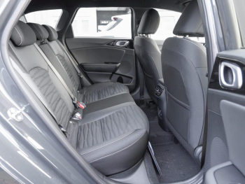 KIA Ceed SW 1.5T DCT GT-Line Navi Kamera JBL ACC