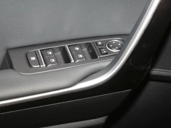 KIA Ceed SW 1.5T DCT GT Line Navi Kamera ACC JBL