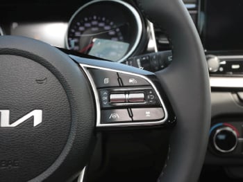 KIA Ceed SW 1.5T DCT Spirit Navi Kamera JBL-Sound