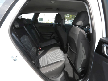 KIA Ceed SW 1.5T DCT Spirit Navi Kamera JBL-Sound