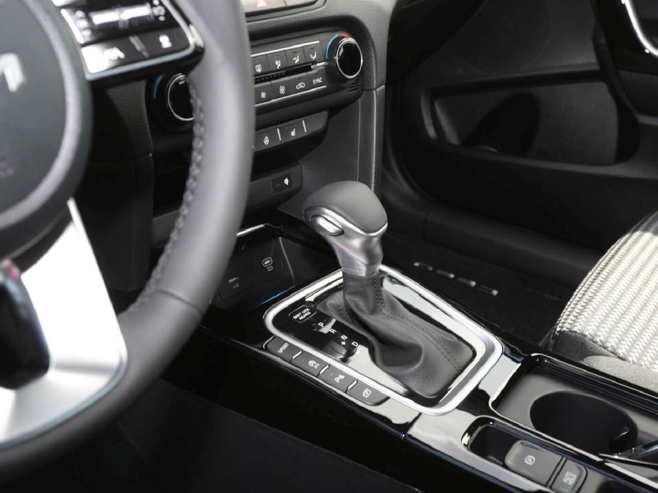 KIA Ceed SW 1.5T DCT Spirit Navi Kamera JBL-Sound