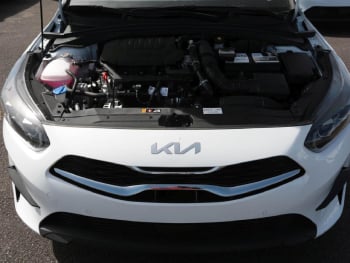 KIA Ceed SW 1.5T DCT Spirit Navi Kamera JBL-Sound