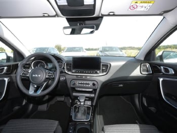 KIA Ceed SW 1.5T DCT Spirit Navi Kamera JBL-Sound