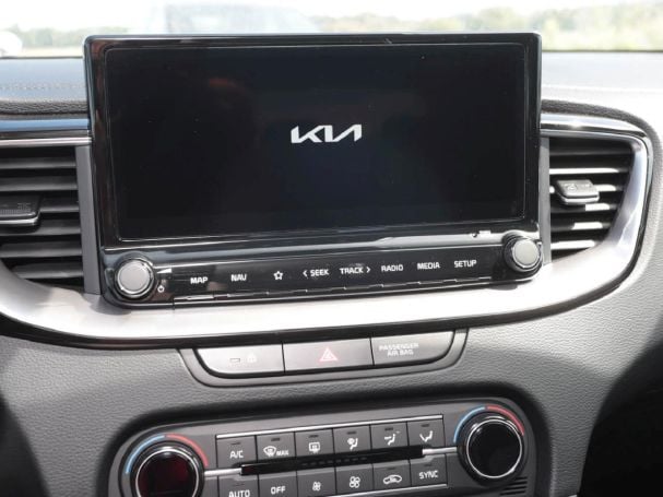 KIA Ceed SW 1.5T DCT Spirit Navi Kamera JBL-Sound KIA Ceed SW 1.5T DCT Spirit Navi Kamera JBL-Sound