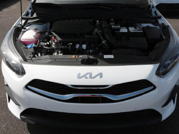 KIA Ceed SW 1.5T DCT Spirit Navi Kamera JBL-Sound