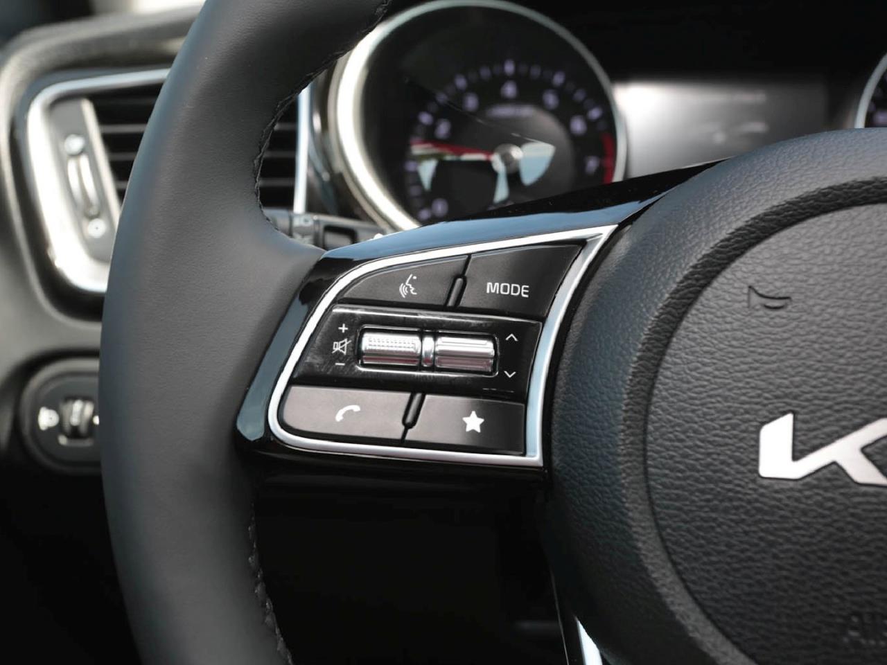 KIA Ceed SW 1.5T DCT Spirit Navi Kamera JBL-Sound