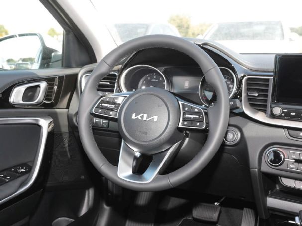 KIA Ceed SW 1.5T DCT Spirit Navi Kamera JBL-Sound