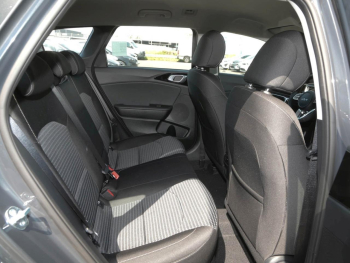 KIA Ceed SW 1.5T DCT Spirit Navi Lenkradhzg JBL ACC