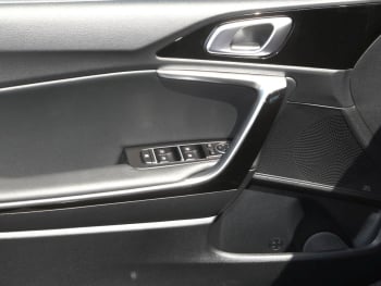 KIA Ceed SW 1.5T DCT Spirit Navi Lenkradhzg JBL ACC