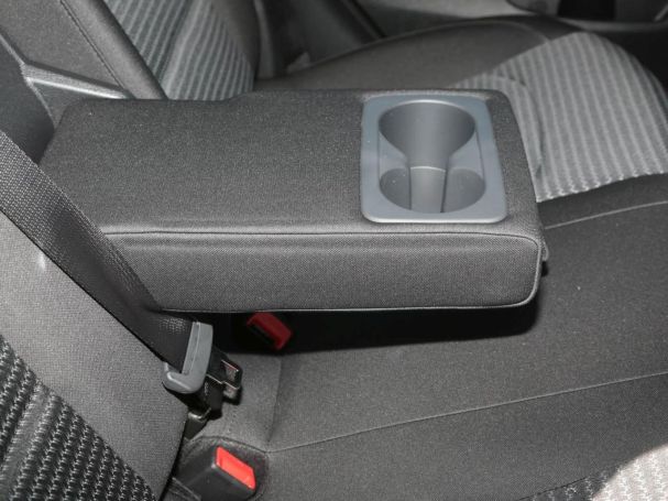 KIA Ceed SW 1.5T DCT Spirit Navi Lenkradhzg JBL ACC KIA Ceed SW 1.5T DCT Spirit Navi Lenkradhzg JBL ACC