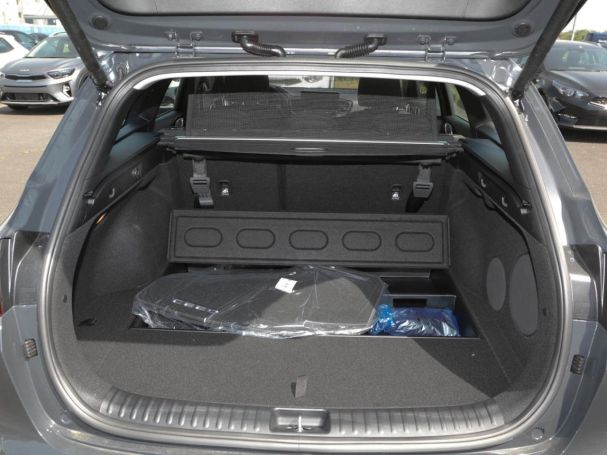 KIA Ceed SW 1.5T DCT Spirit Navi Lenkradhzg JBL ACC KIA Ceed SW 1.5T DCT Spirit Navi Lenkradhzg JBL ACC