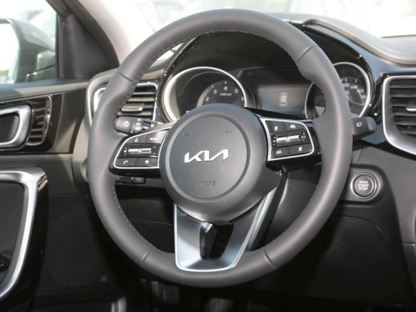 KIA Ceed SW 1.5T DCT Spirit Navi Lenkradhzg JBL ACC KIA Ceed SW 1.5T DCT Spirit Navi Lenkradhzg JBL ACC