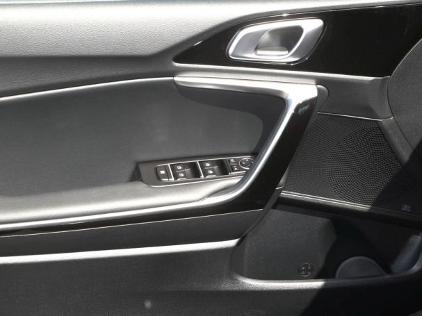 KIA Ceed SW 1.5T DCT Spirit Navi JBL Sound ACC