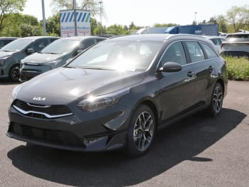 KIA Ceed SW 1.5T DCT Spirit Navi JBL Sound ACC