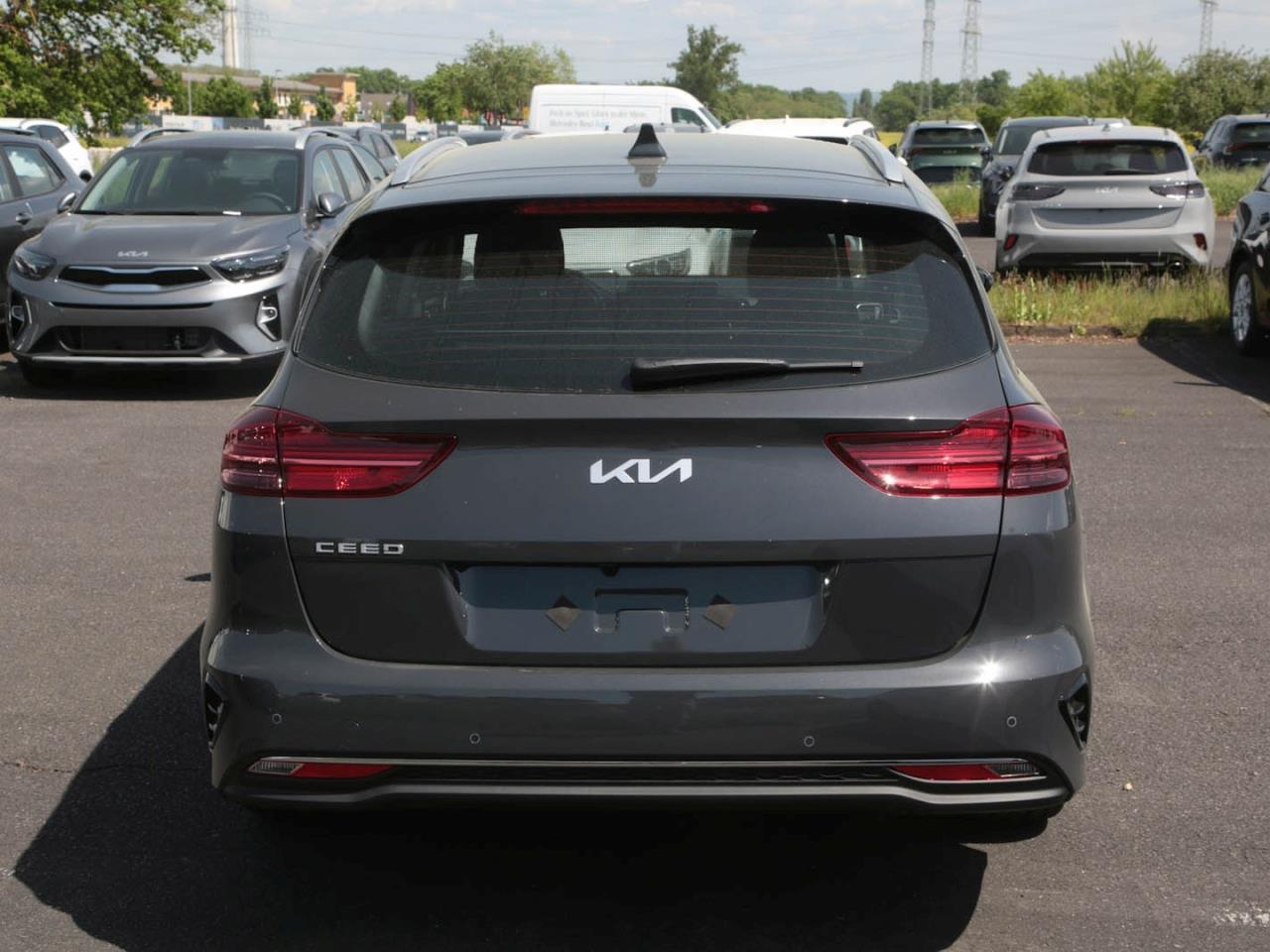 KIA Ceed SW 1.5T DCT Spirit Navi JBL Sound ACC