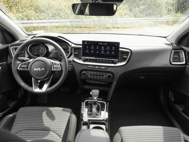 KIA Ceed SW 1.5T DCT Spirit Navi JBL-Sound ACC Kamera KIA Ceed SW 1.5T DCT Spirit Navi JBL-Sound ACC Kamera