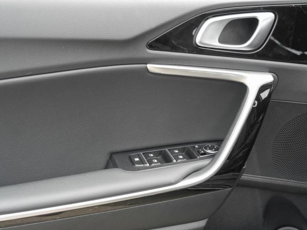 KIA Ceed SW 1.5T DCT Spirit Navi JBL-Sound ACC Kamera