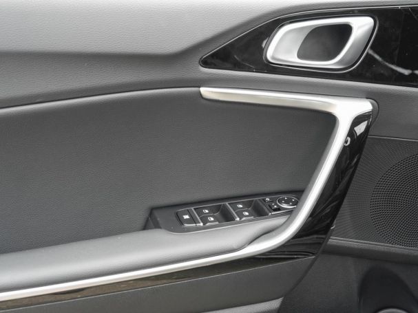 KIA Ceed SW 1.5T DCT Spirit Navi JBL-Sound ACC Kamera