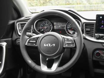 KIA Ceed SW 1.5T DCT Spirit Navi JBL-Sound ACC Kamera