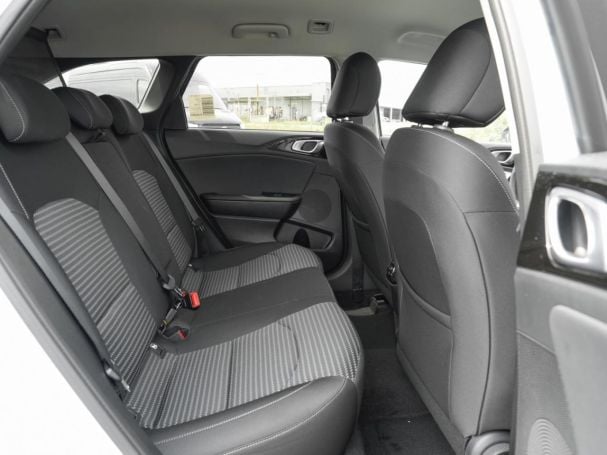 KIA Ceed SW 1.5T DCT Ultimate Edition Navi Kamera KIA Ceed SW 1.5T DCT Ultimate Edition Navi Kamera