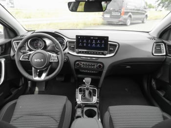 KIA Ceed SW 1.5T DCT Ultimate Edition Navi Kamera