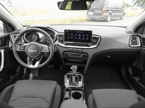 KIA Ceed SW 1.5T DCT Ultimate Edition Navi Kamera KIA Ceed SW 1.5T DCT Ultimate Edition Navi Kamera
