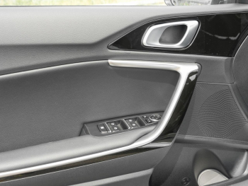 KIA Ceed SW 1.5T DCT Ultimate Edition Navi Kamera