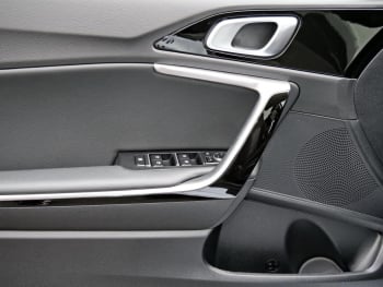 KIA Ceed SW 1.5T DCT Ultimate Edition Navi Kamera