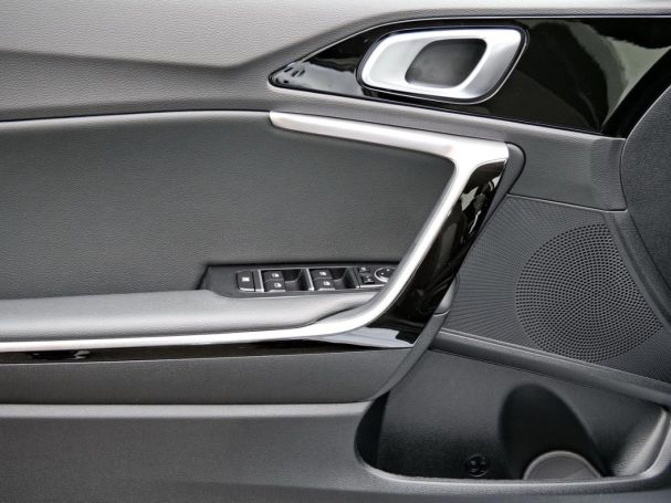 KIA Ceed SW 1.5T DCT Ultimate Edition Navi Kamera