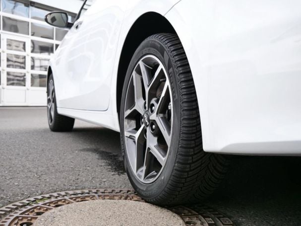 KIA Ceed SW 1.5T DCT Ultimate Edition Navi Kamera