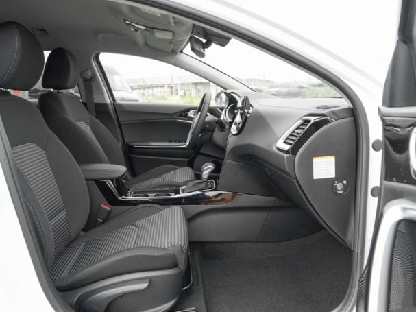 KIA Ceed SW 1.5T DCT Ultimate Edition Navi Kamera KIA Ceed SW 1.5T DCT Ultimate Edition Navi Kamera