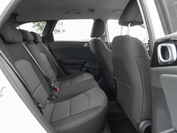 KIA Ceed SW 1.5T DCT Ultimate Edition Navi JBL ACC